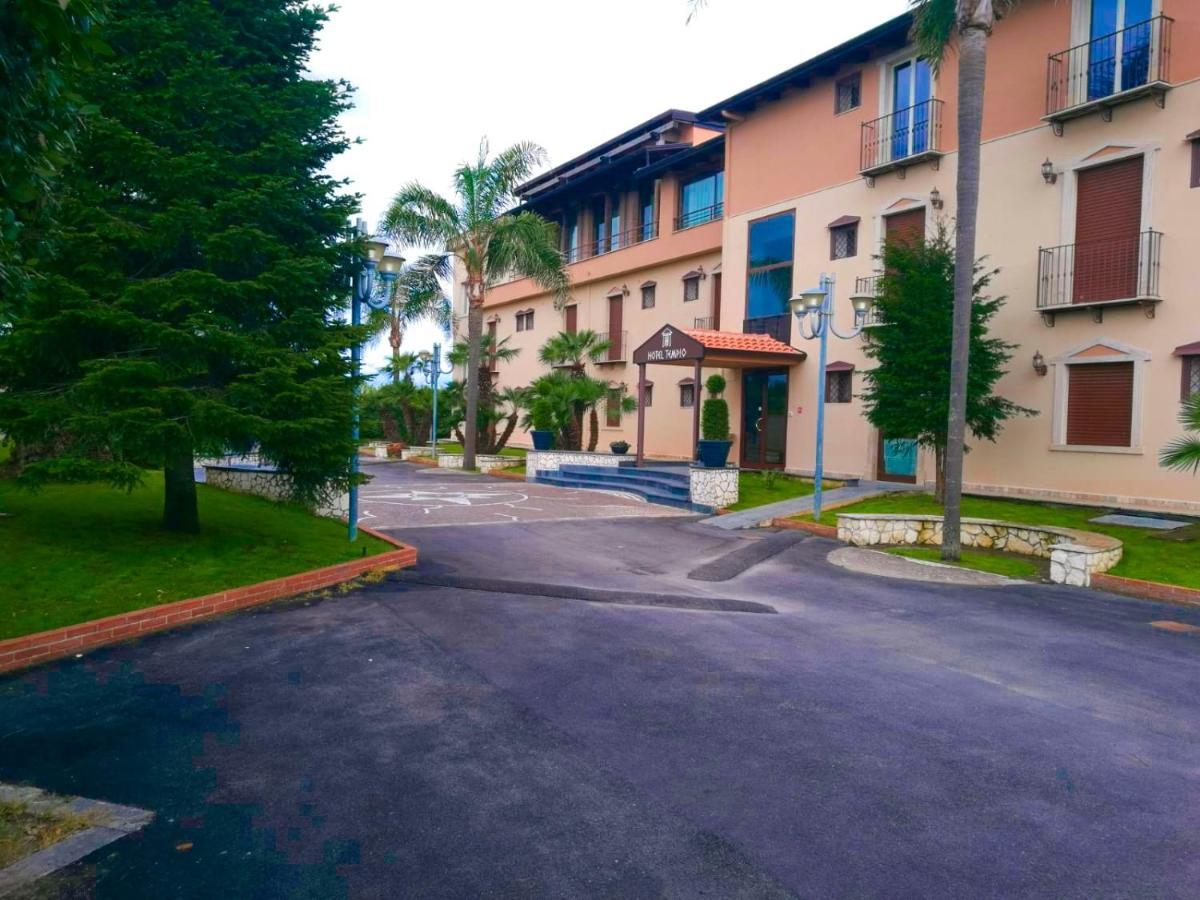 Hotel Tempio لاغو باتريا المظهر الخارجي الصورة
