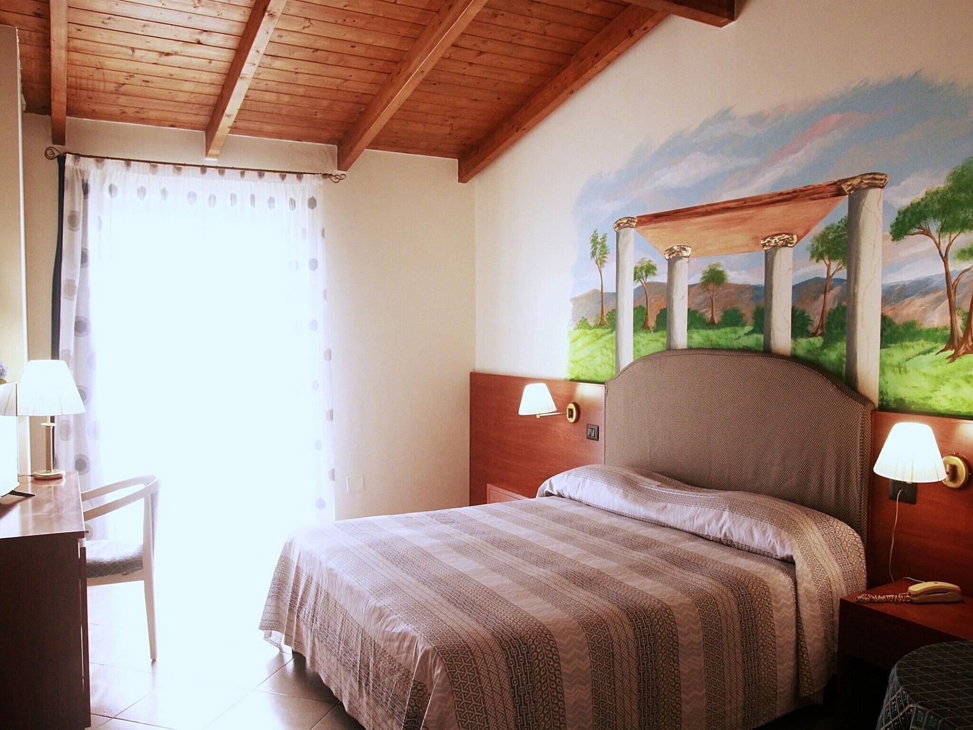 Hotel Tempio لاغو باتريا المظهر الخارجي الصورة